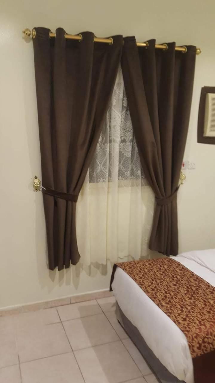 Al Eairy Apartments- Jazan 1 Екстериор снимка
